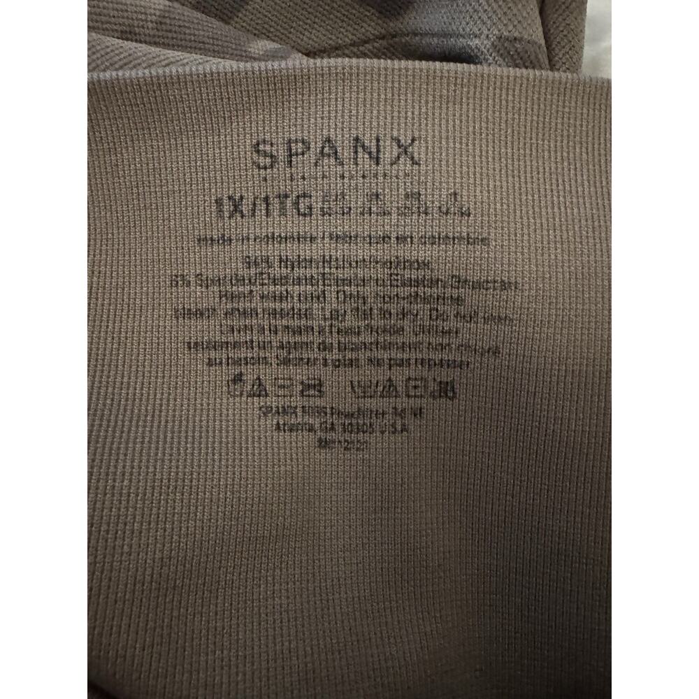 Spanx Look at Me Now Seamless Leggings Desert Camo Size 1X - Picture 5 of 5